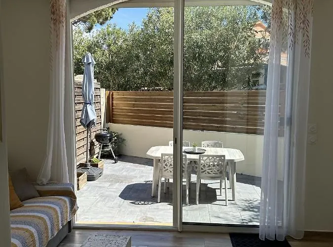 La Petite Maison De Mae-andria Borgo (Corsica)