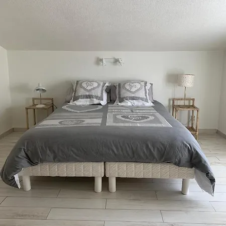 Apartamento La Petite Maison De Mae-andria *